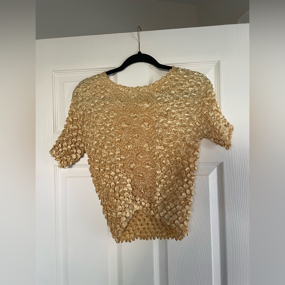 Vintage 90s Y2K Gold Popcorn Scrunchy Super Stretchy Short Sleeve Top - One Size